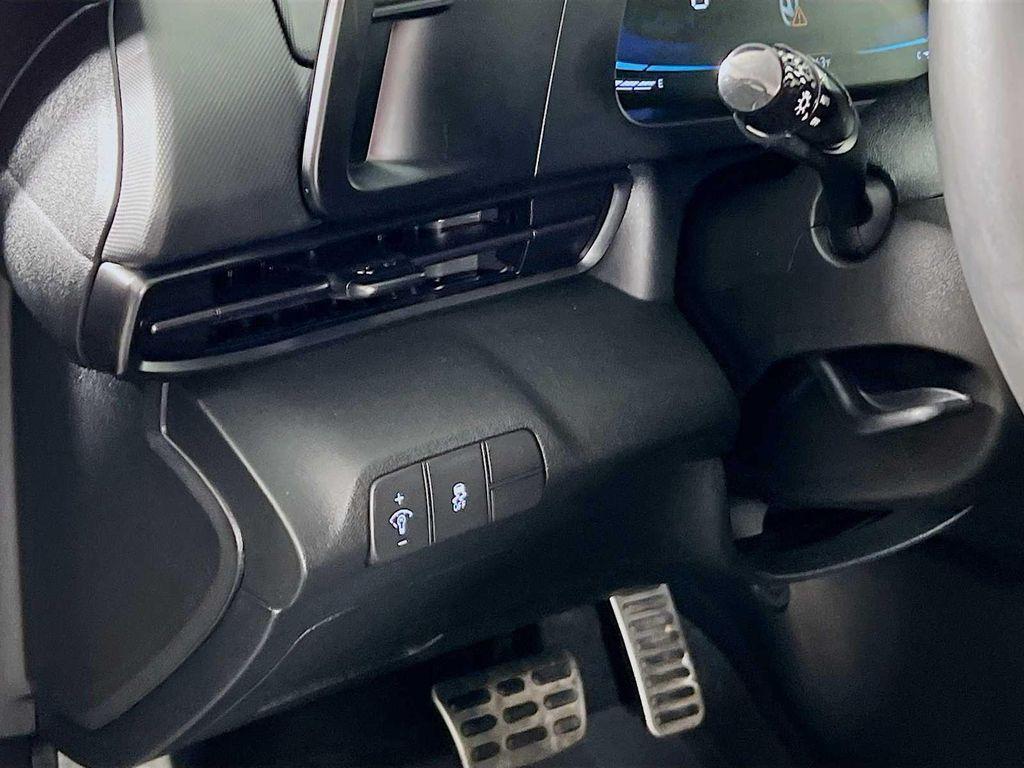 used 2025 Hyundai Elantra car, priced at $21,491