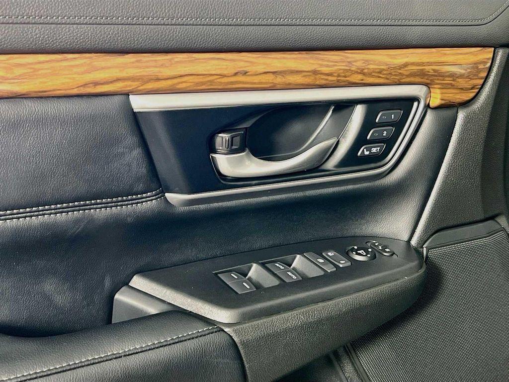 used 2022 Honda CR-V car, priced at $31,895
