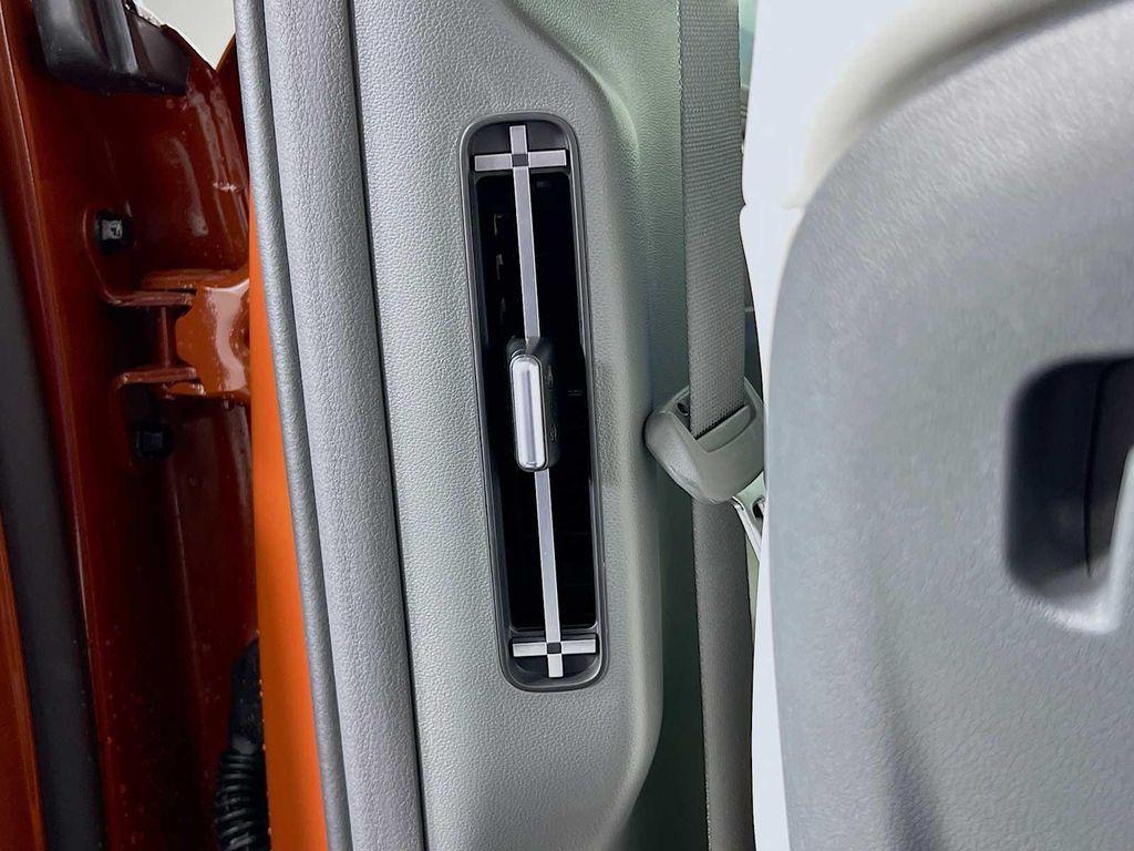 new 2025 Hyundai SANTA FE HEV car, priced at $47,462