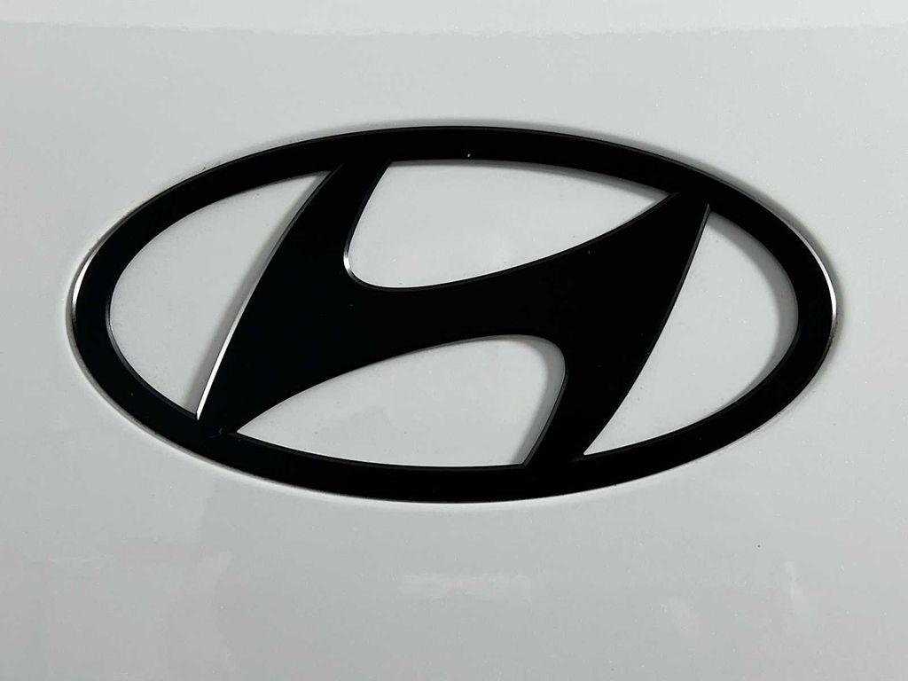 new 2026 Hyundai SANTA FE HEV car, priced at $50,148