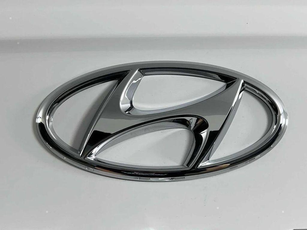 new 2026 Hyundai Venue car, priced at $21,683