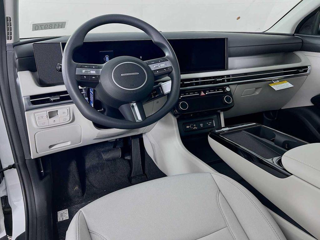 new 2026 Hyundai TUCSON Hybrid car, priced at $35,851