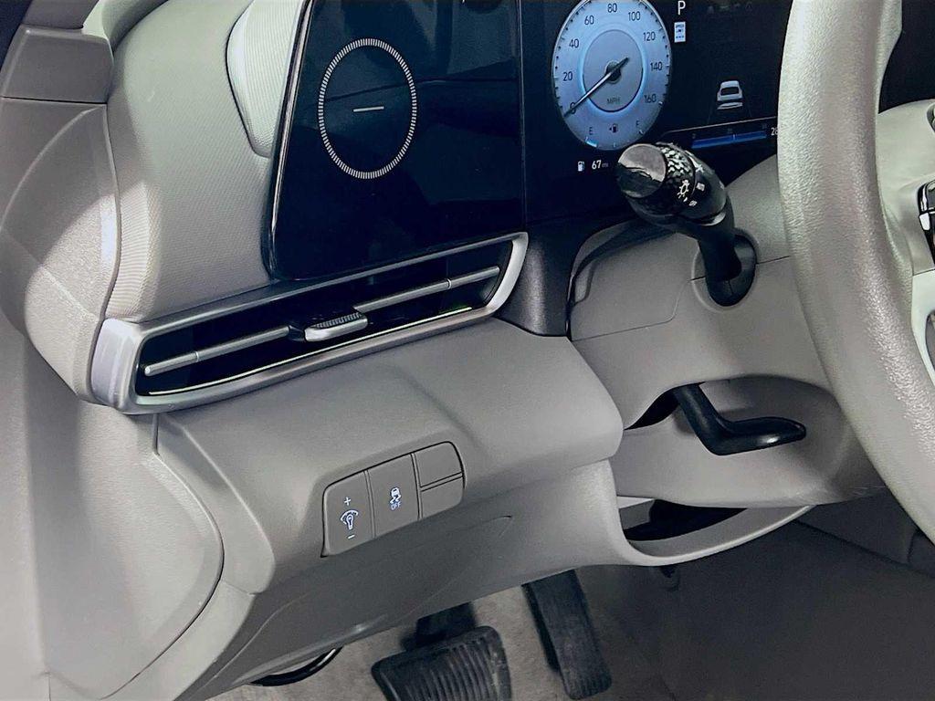 used 2024 Hyundai Elantra car