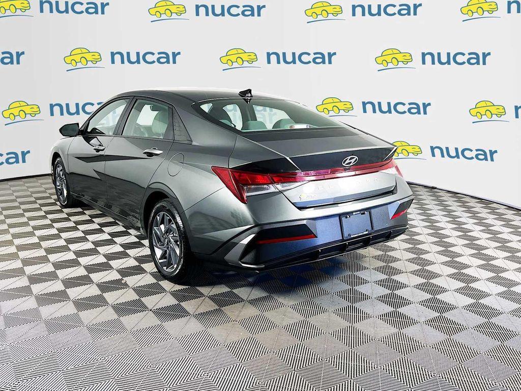 used 2024 Hyundai Elantra car