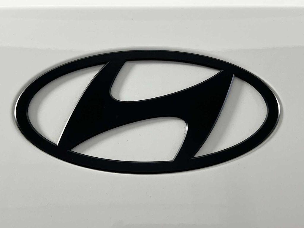 new 2026 Hyundai SANTA FE HEV car, priced at $50,383