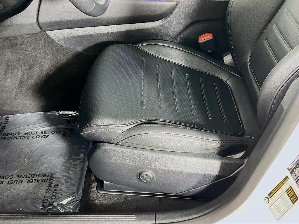 used 2025 Mercedes-Benz GLC 300 car, priced at $50,618