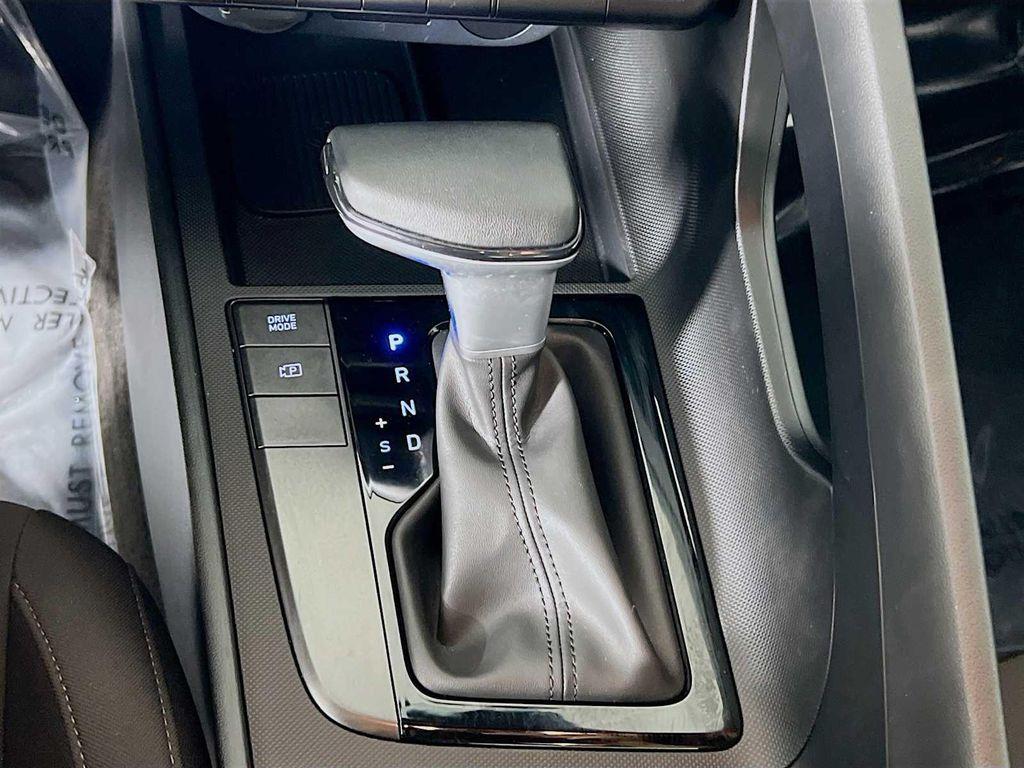 used 2025 Hyundai Elantra car, priced at $20,900