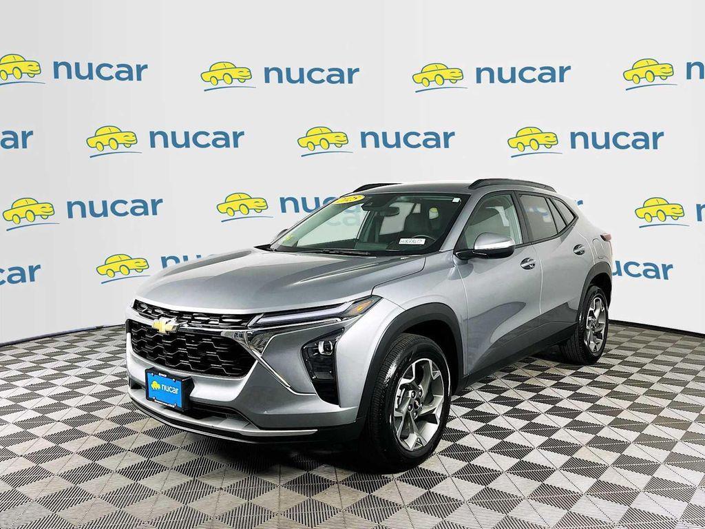 used 2025 Chevrolet Trax car, priced at $21,089