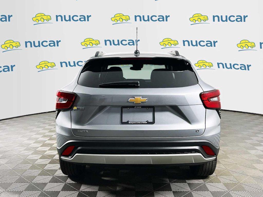 used 2025 Chevrolet Trax car, priced at $21,089