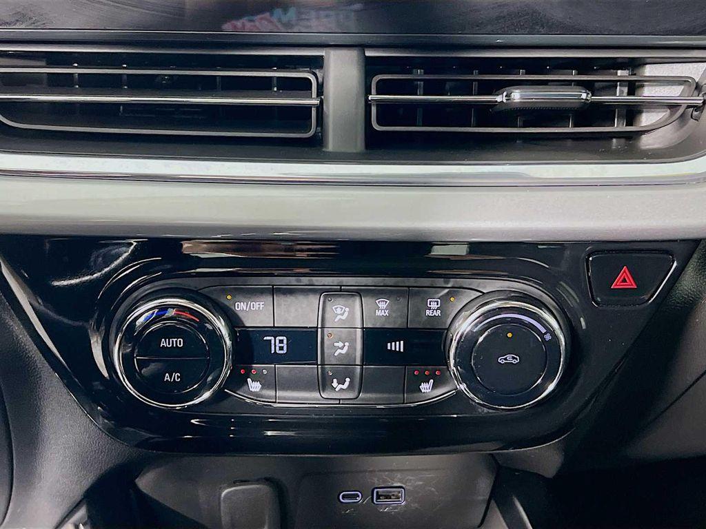 used 2025 Chevrolet Trax car, priced at $21,089