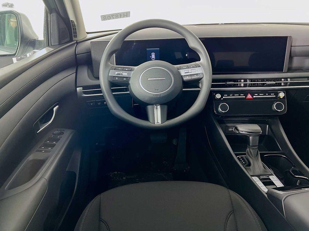 new 2026 Hyundai Tucson car, priced at $33,561