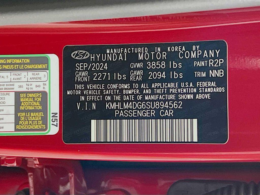 used 2025 Hyundai Elantra car, priced at $21,991