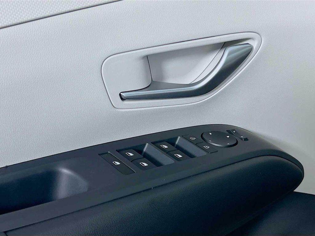 new 2026 Hyundai TUCSON Hybrid car, priced at $32,296