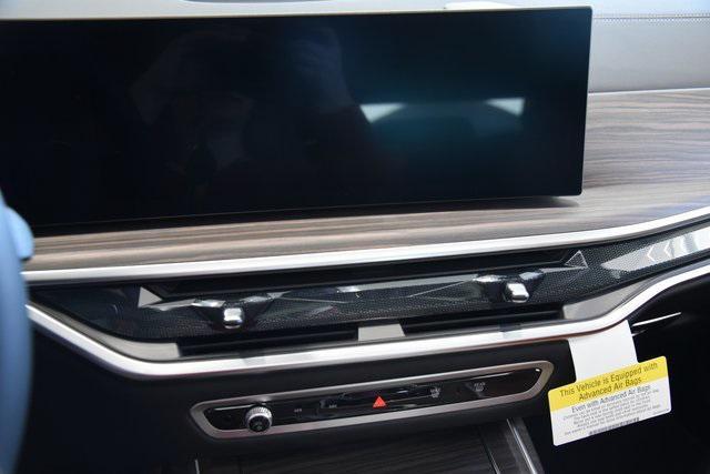 new 2026 BMW X7 car, priced at $96,175