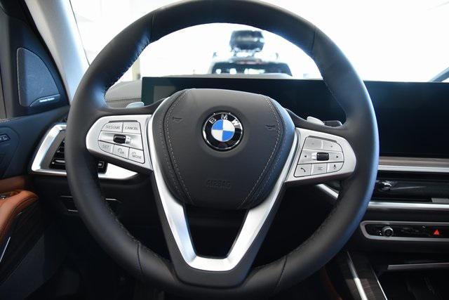 new 2026 BMW X7 car, priced at $96,175
