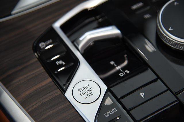 new 2026 BMW X7 car, priced at $96,175