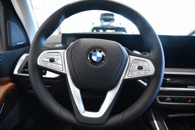 new 2026 BMW X7 car, priced at $96,175