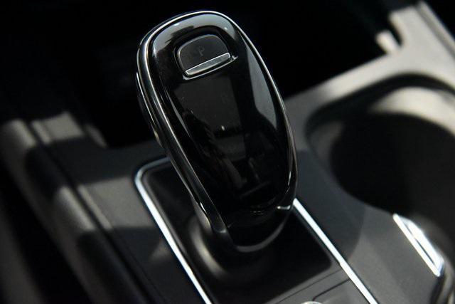 used 2021 Cadillac XT4 car, priced at $24,920