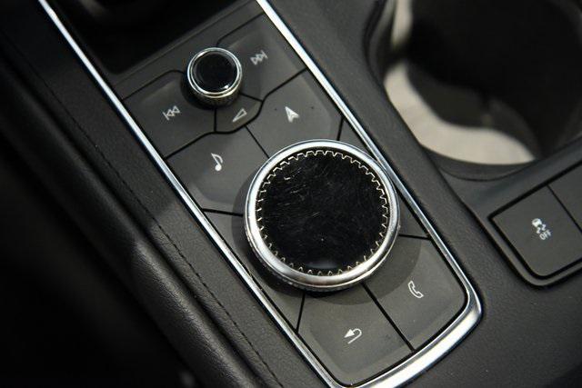 used 2021 Cadillac XT4 car, priced at $24,920