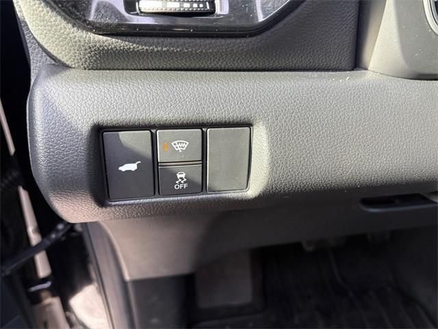 used 2025 Honda Pilot car, priced at $45,672