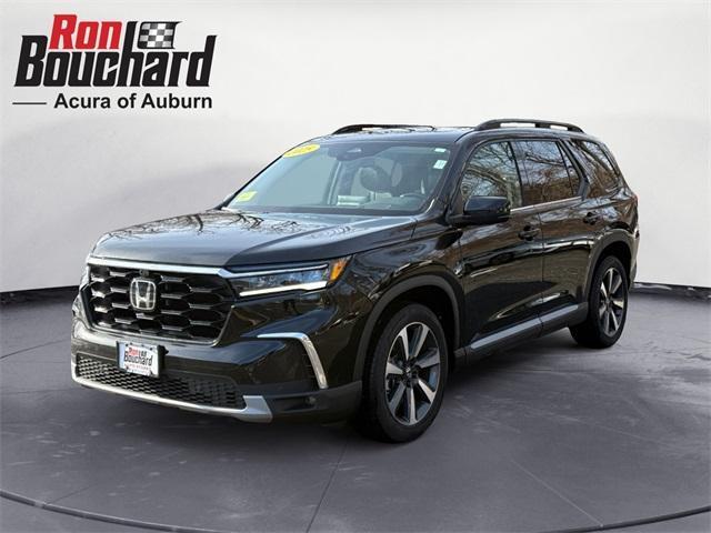 used 2025 Honda Pilot car, priced at $45,672