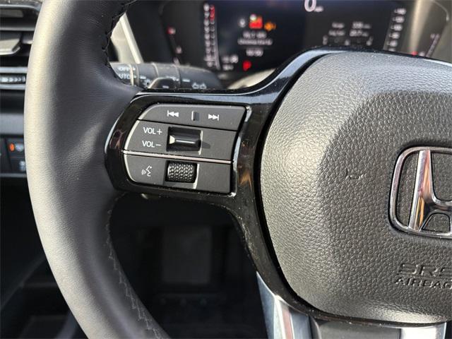 used 2025 Honda Pilot car, priced at $45,672