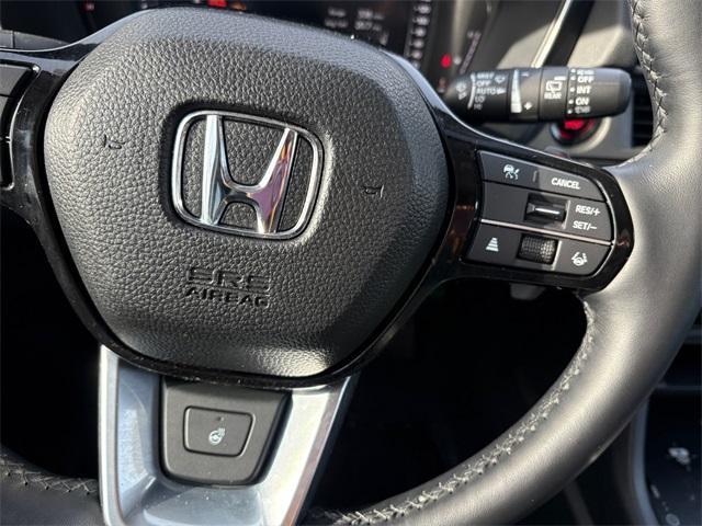 used 2025 Honda Pilot car, priced at $45,672