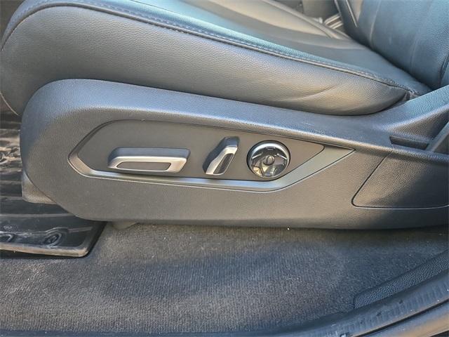 used 2023 Acura MDX car, priced at $37,254