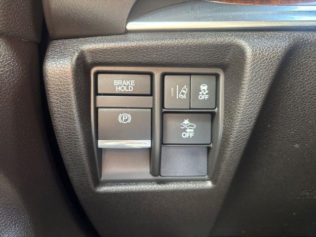 used 2020 Acura MDX car, priced at $29,590