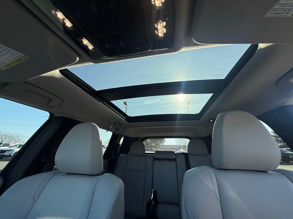 used 2025 Mitsubishi Outlander car, priced at $31,855