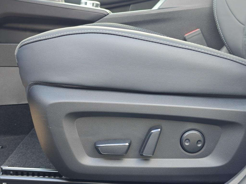 new 2025 Mitsubishi Outlander PHEV car, priced at $41,960