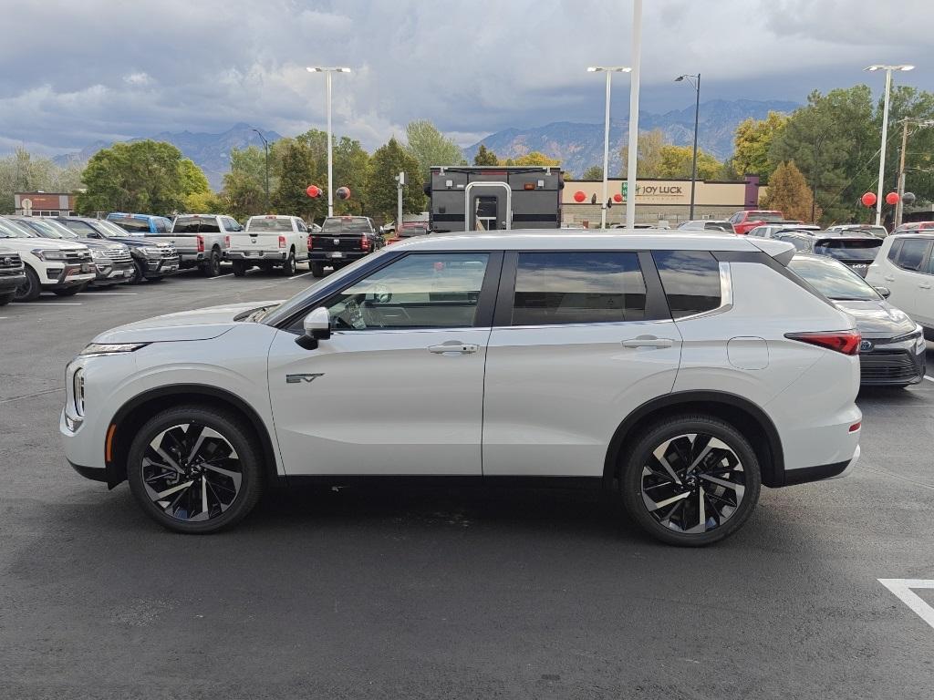 new 2025 Mitsubishi Outlander PHEV car, priced at $41,960