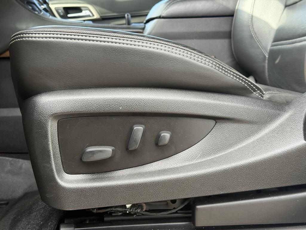 used 2020 GMC Yukon XL car, priced at $34,249