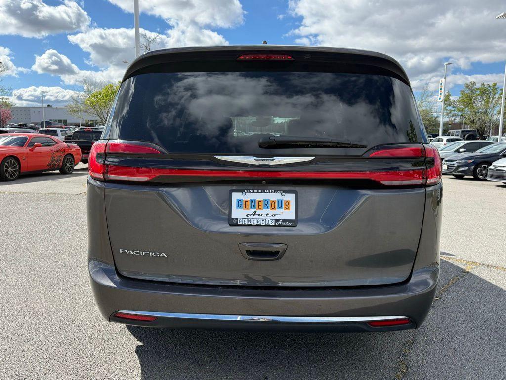 used 2022 Chrysler Pacifica car, priced at $20,177