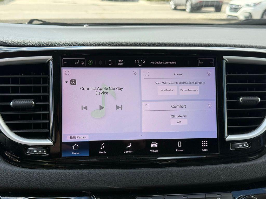 used 2022 Chrysler Pacifica car, priced at $20,177