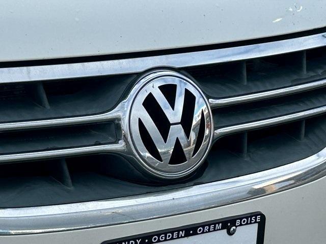 used 2012 Volkswagen Routan car, priced at $3,988