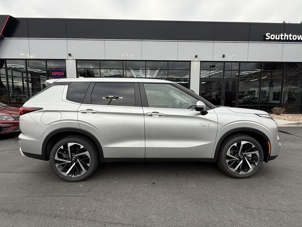used 2025 Mitsubishi Outlander PHEV car, priced at $38,388