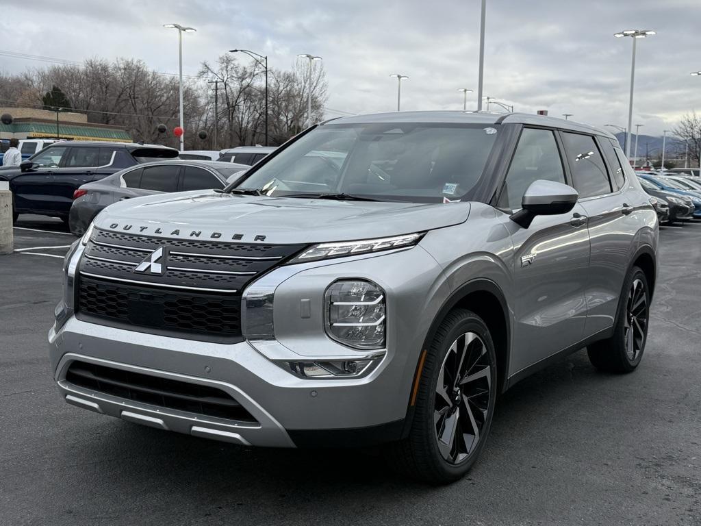 used 2025 Mitsubishi Outlander PHEV car, priced at $38,388