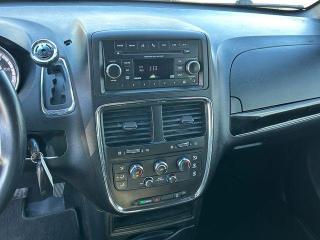 used 2014 Dodge Grand Caravan car, priced at $2,750