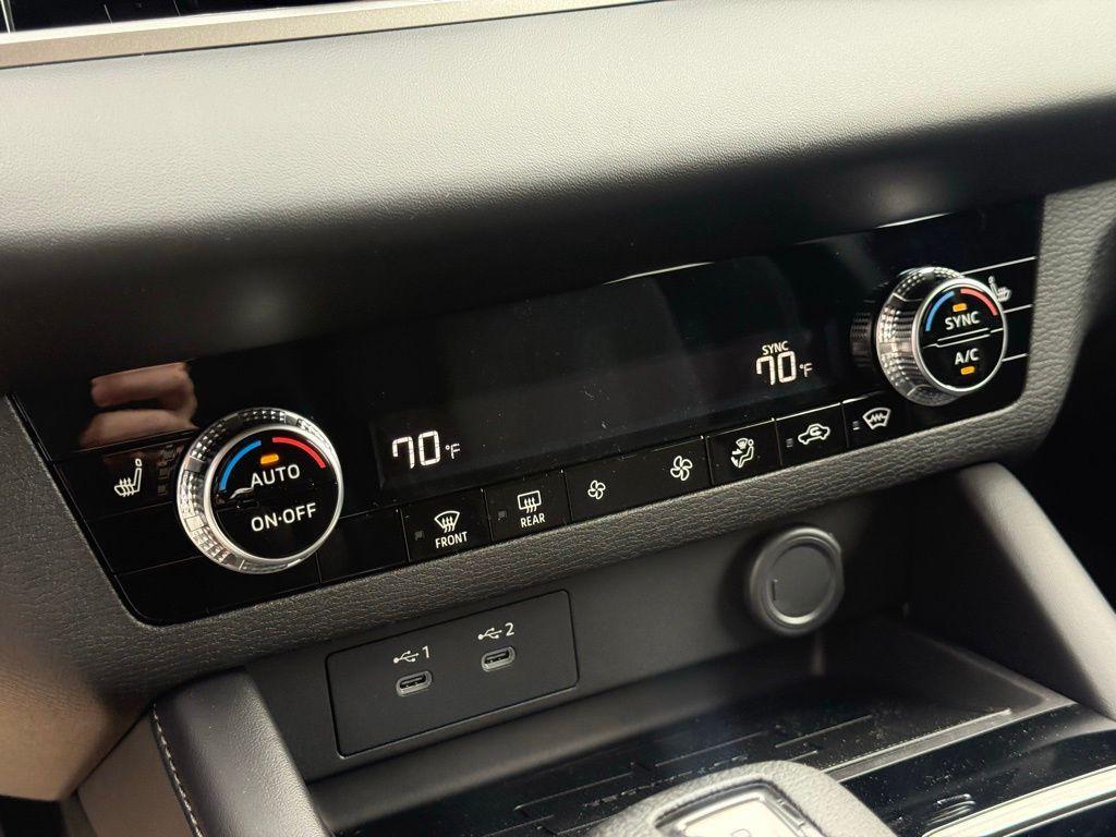 new 2026 Mitsubishi Outlander car, priced at $31,898