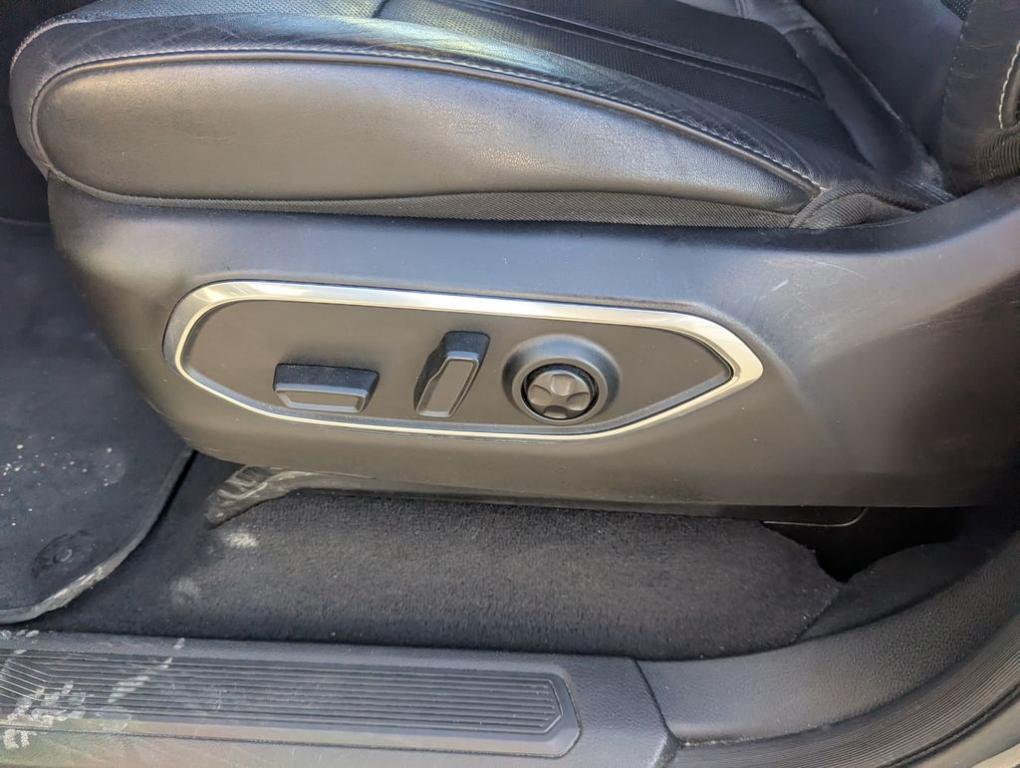 used 2024 Jeep Wagoneer car, priced at $42,077