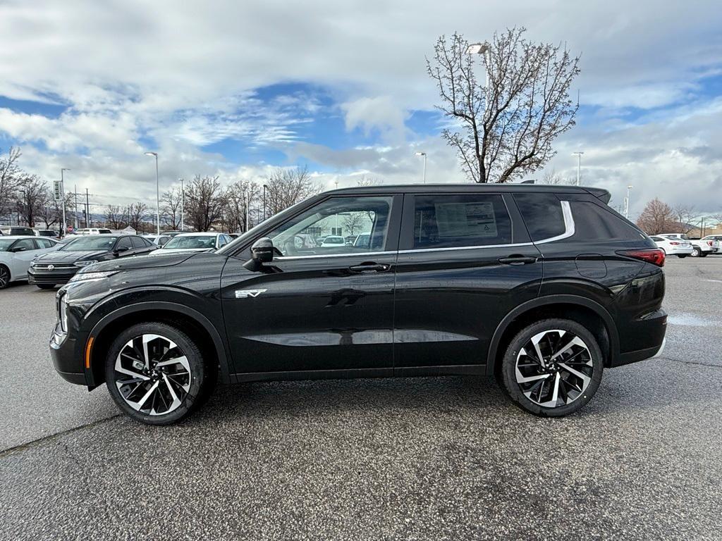 used 2025 Mitsubishi Outlander PHEV car, priced at $37,029