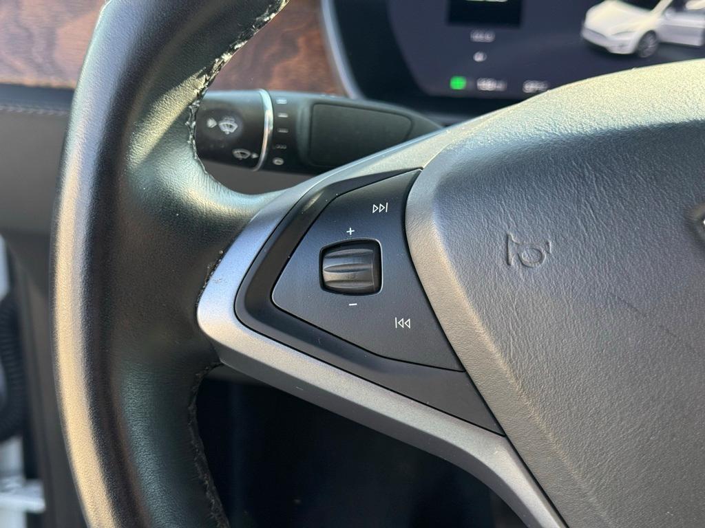 used 2020 Tesla Model X car, priced at $32,895