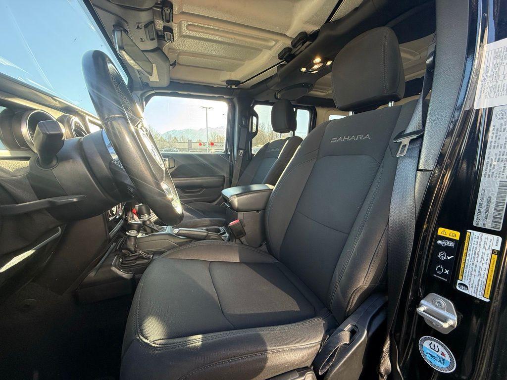 used 2021 Jeep Wrangler Unlimited car, priced at $27,192