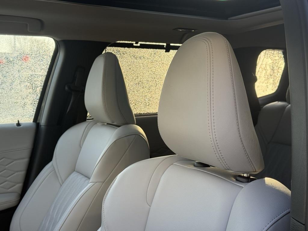 used 2025 Mitsubishi Outlander car, priced at $32,344