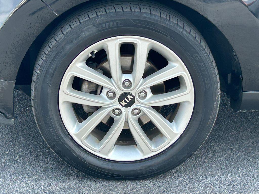 used 2017 Kia Soul car, priced at $8,166