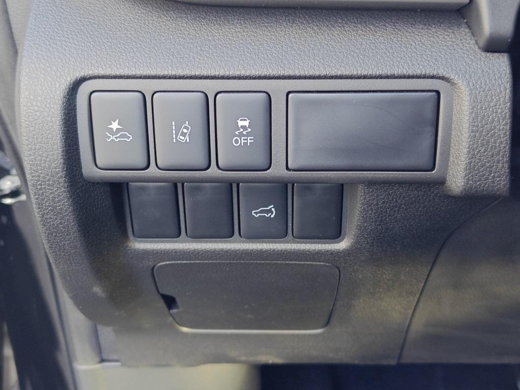 new 2025 Mitsubishi Eclipse Cross car, priced at $26,425