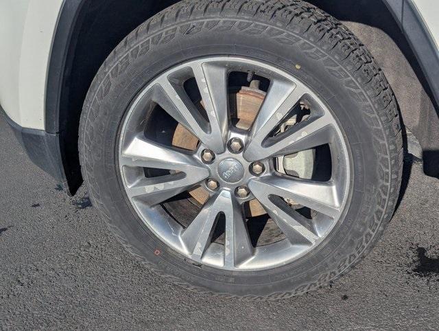 used 2013 Jeep Grand Cherokee car, priced at $4,188