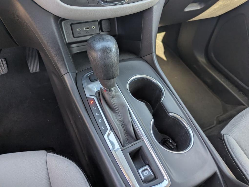 used 2021 Chevrolet Equinox car, priced at $12,888