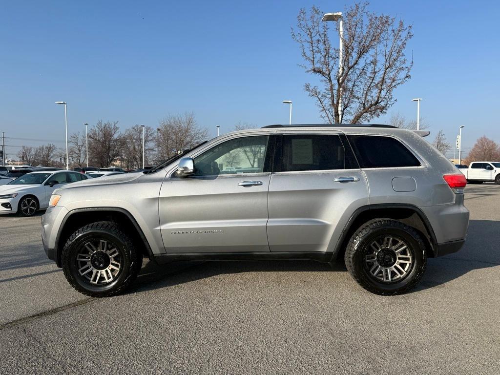 used 2015 Jeep Grand Cherokee car, priced at $12,495